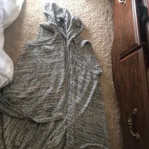 Torrid sleeveless Shaw